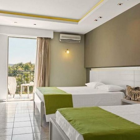 Margarita Hotel Laganas Bagian luar foto
